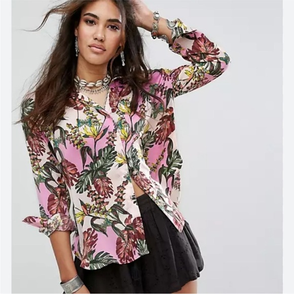Free People Tops - Free People Womens Long Sleeve Under The Palms Button Up Floral Resort Blouse XS